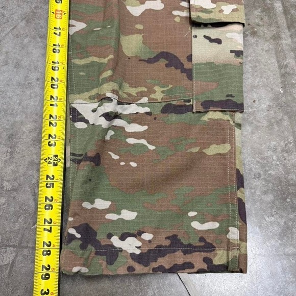 Vintage Military Issued Multi Camo Cargo Combat Trousers 34x29 - Picture 5 of 6